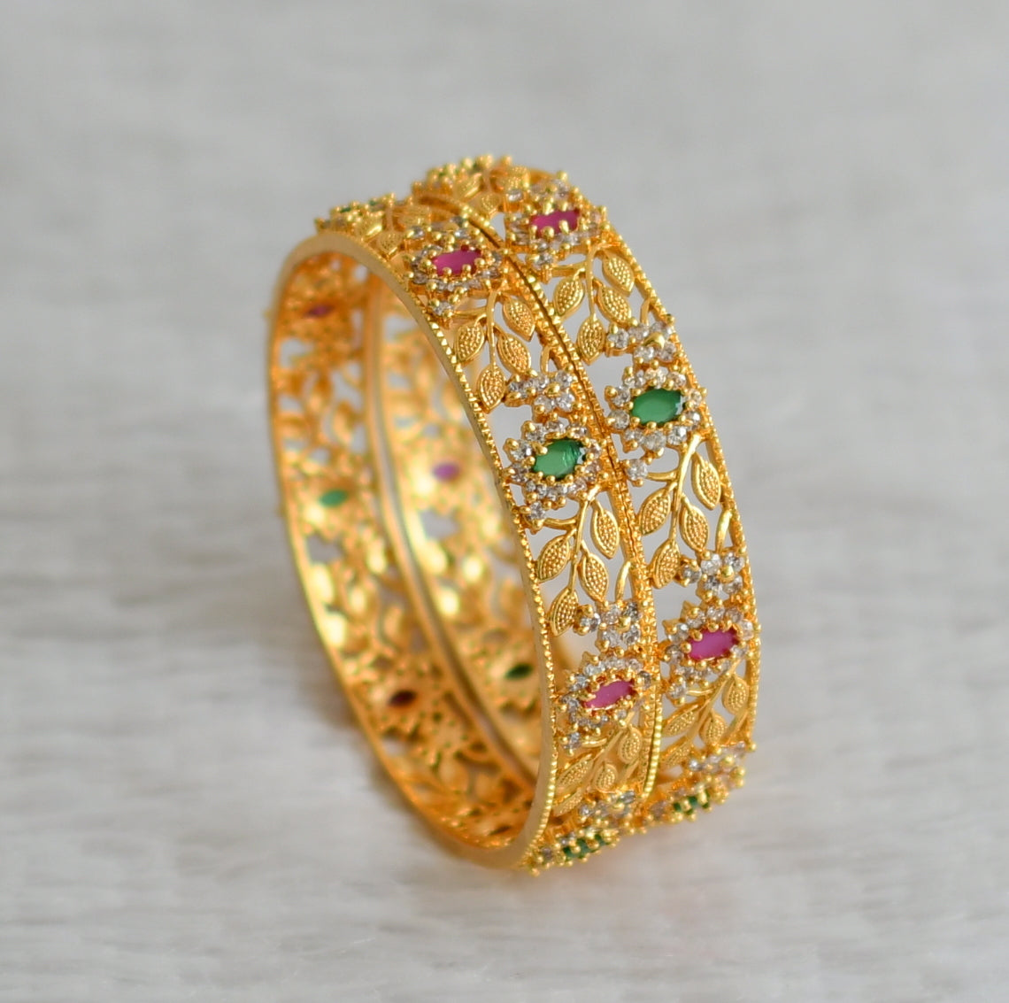 Gold tone ruby-green-white flower bangles(2.6) dj-48136