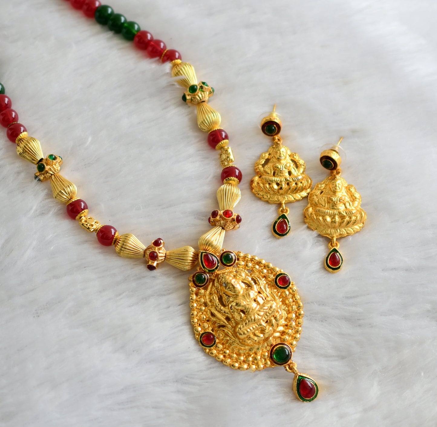 Gold Tone Maroon-green Beaded Lakshmi Set DJ03691