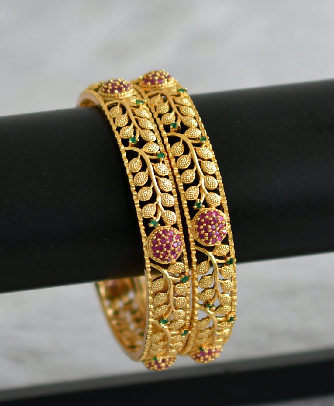 Gold tone ruby-green leaf bangles(2.6) dj-48143