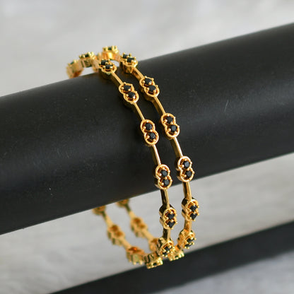 Gold tone black stone bangles(2.4) dj-48129