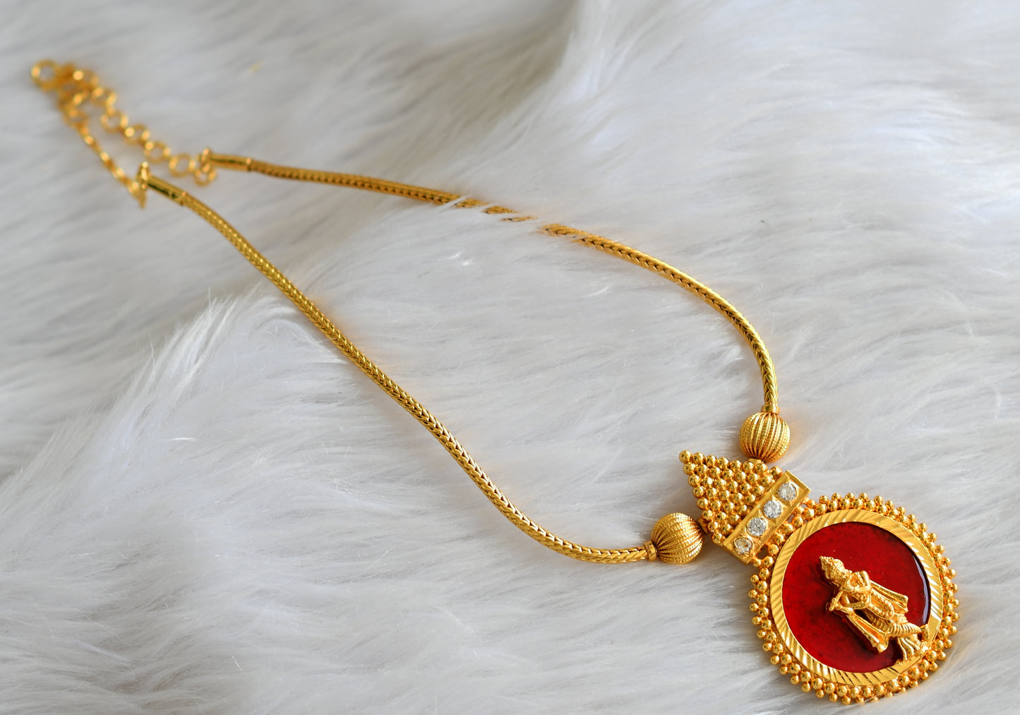 Gold tone kerala style red-white round krishna necklace dj-43224