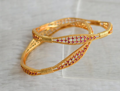 Gold tone ruby stone bangles(2.8) dj-48134