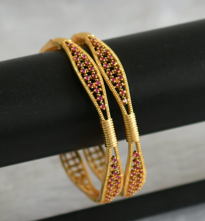 Gold tone ruby stone bangles(2.4) dj-48132