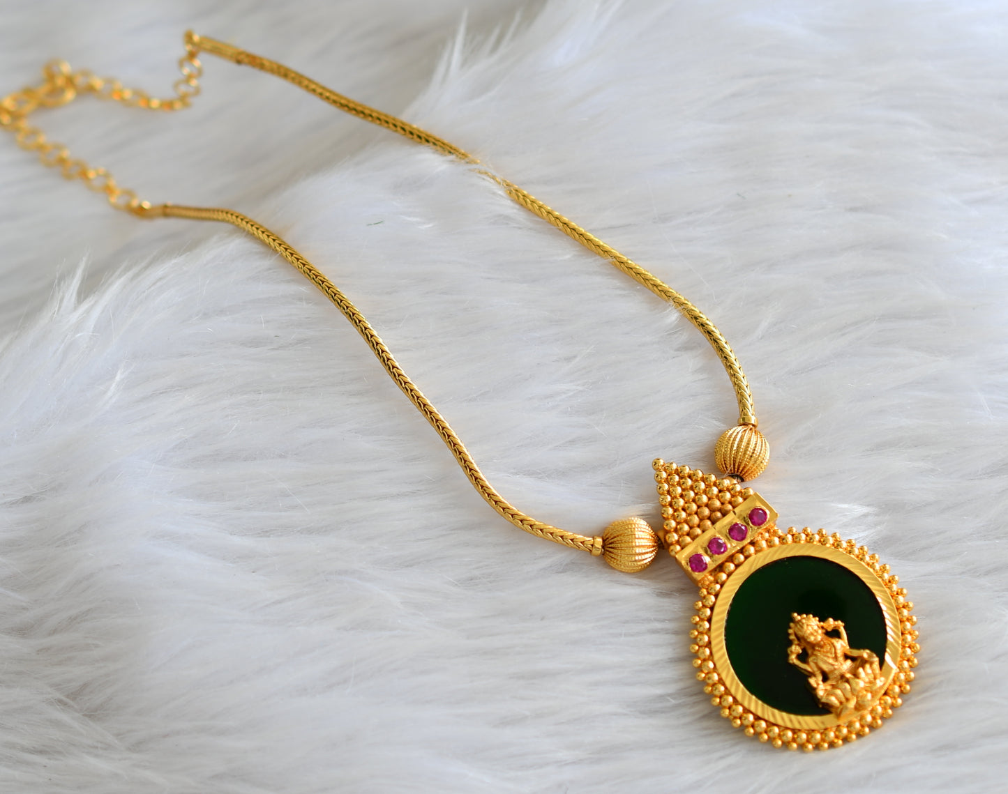 Gold tone kerala style pink-green lakshmi round necklace dj-43225