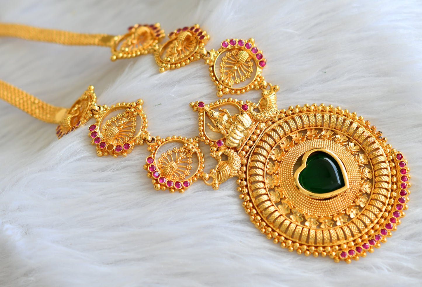 Gold tone pink-green lakshmi peacock round necklace dj-43246