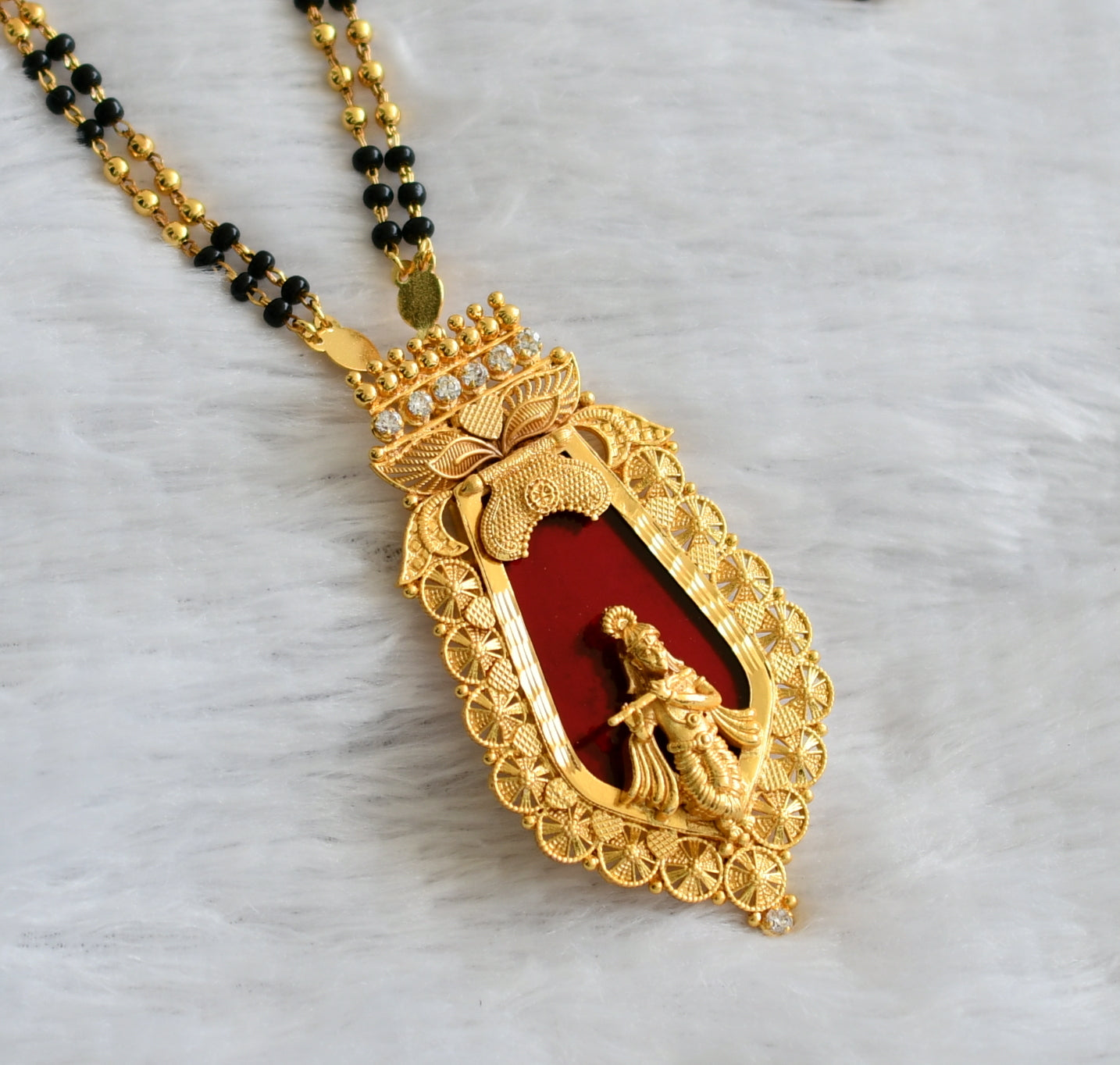 Gold tone kerala style karimani chain with white-red krishna nagapadam pendant with chain dj-46542