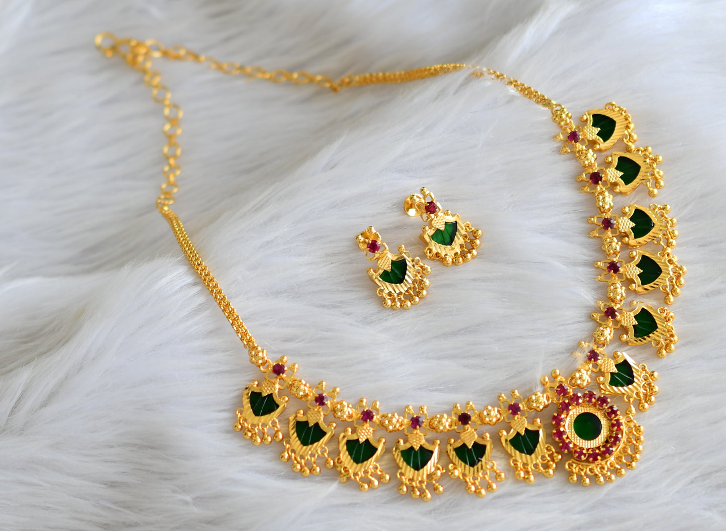 Gold tone pink-green kerala style palakka necklace set dj-43262