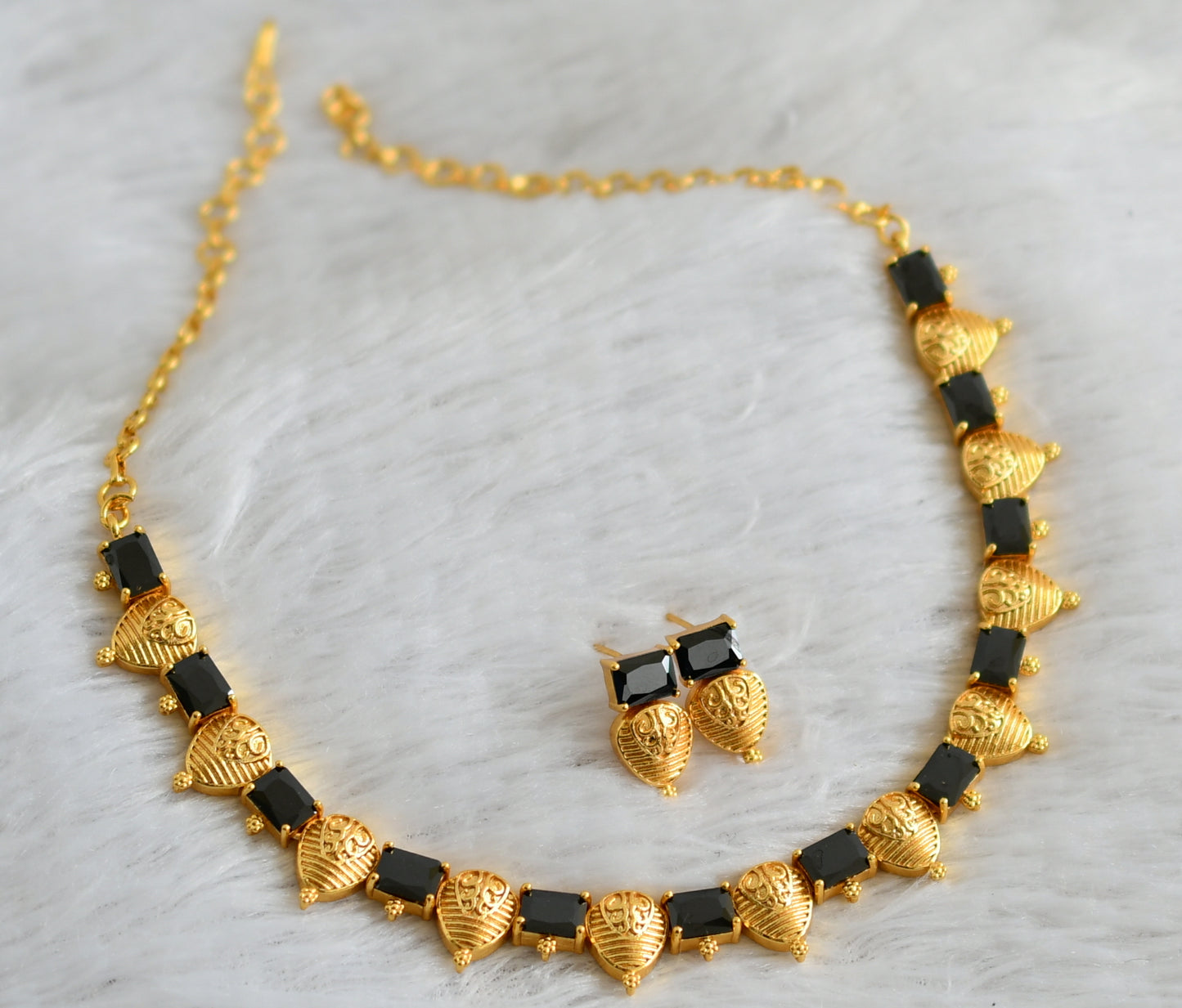 Gold tone black block stone necklace set dj-48228