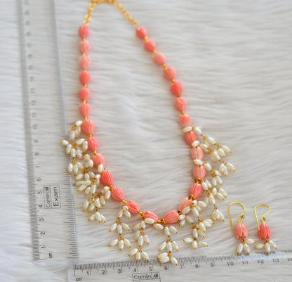 Gold tone baby pink-rice pearl cluster tulip beaded necklace set dj-44825