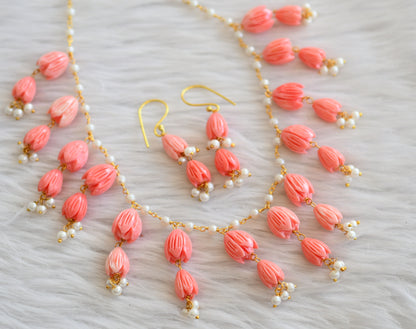 Gold tone baby pink-pearl chain tulip beaded necklace set dj-44826