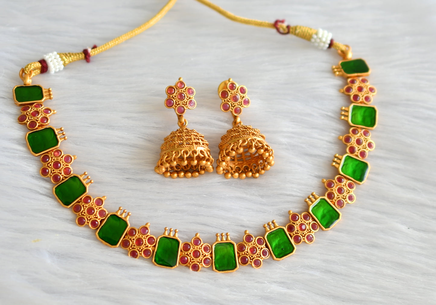 Matte finish pink-green block stone flower kerala style necklace set dj-43292