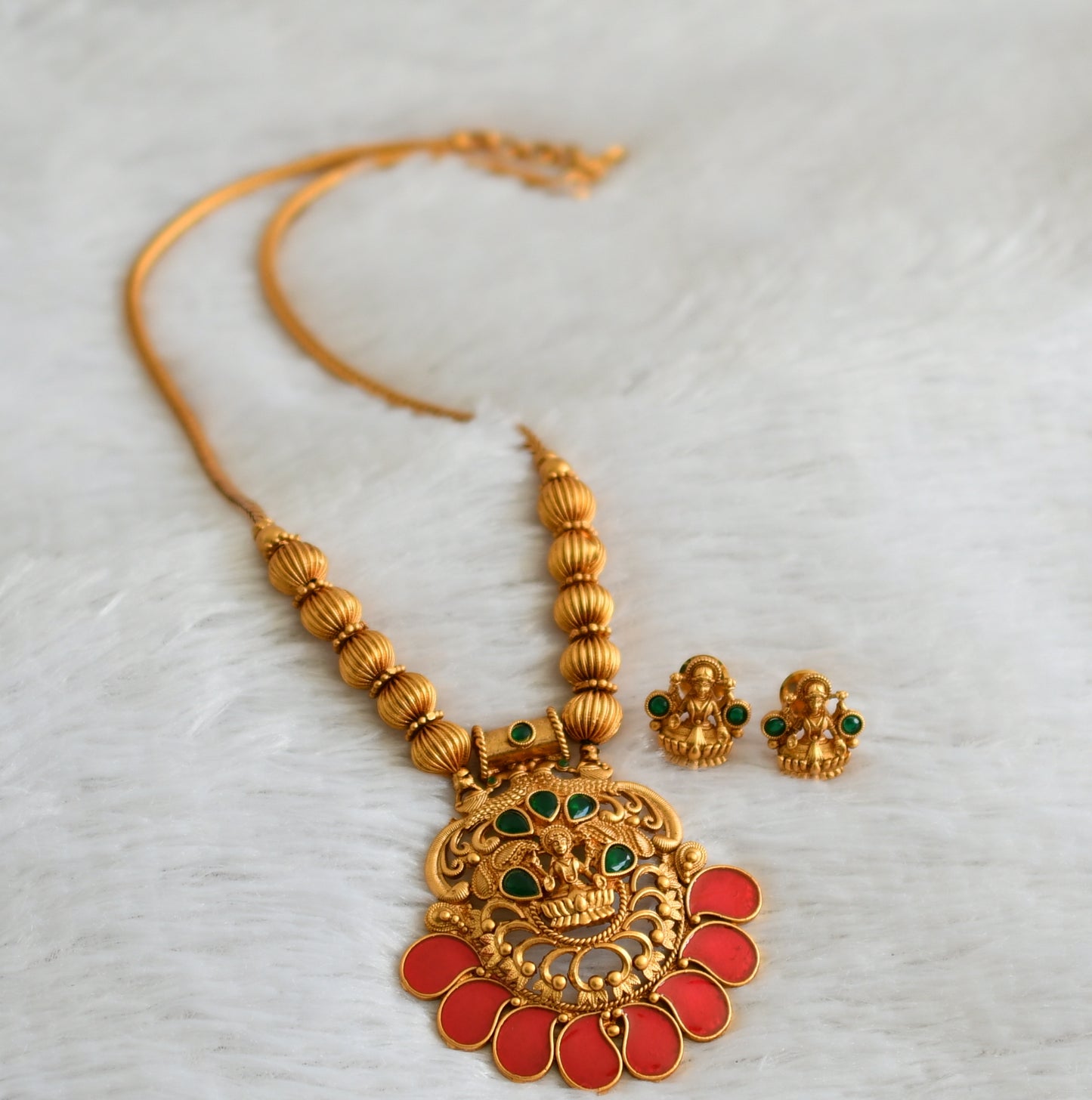 Matte finish kerala style green-red lakshmi mango kodi necklace set dj-48235