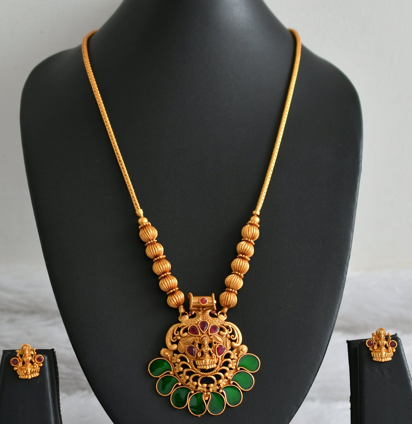 Matte finish kerala style ruby-green mango lakshmi kodi necklace set dj-48234