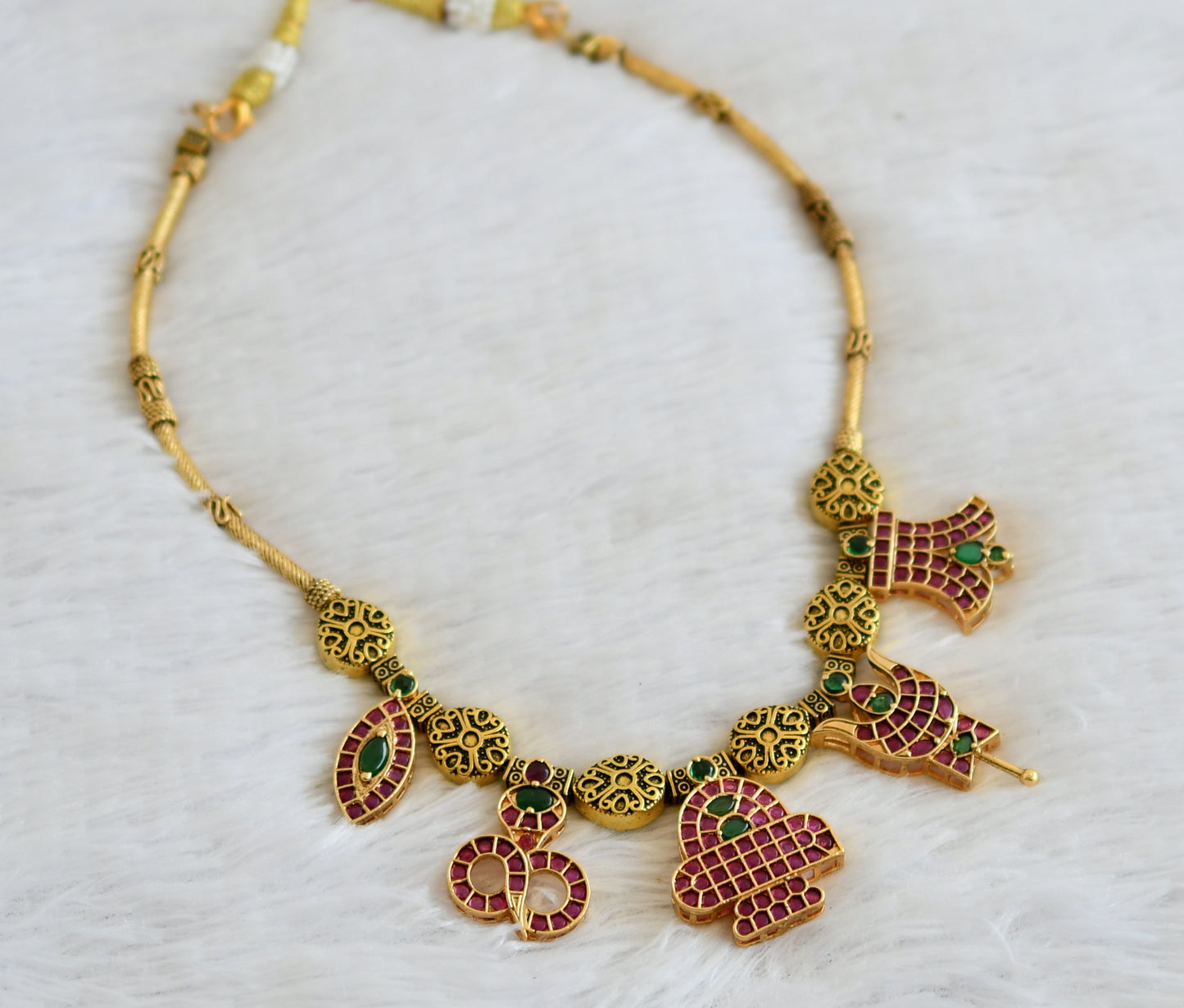 Matte finish kemp-green shiva necklace dj-46391