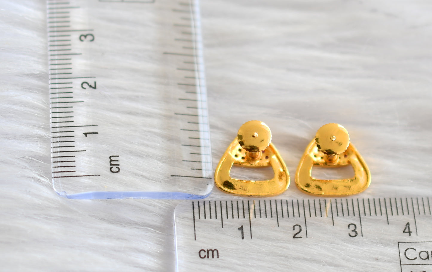 Gold tone green stone small earrings dj-43306