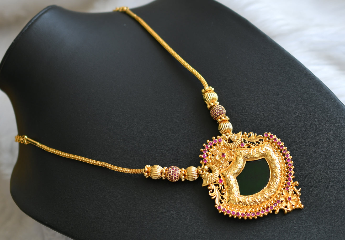 Gold tone ruby stone green palakka Kerala style kodi necklace dj-42083