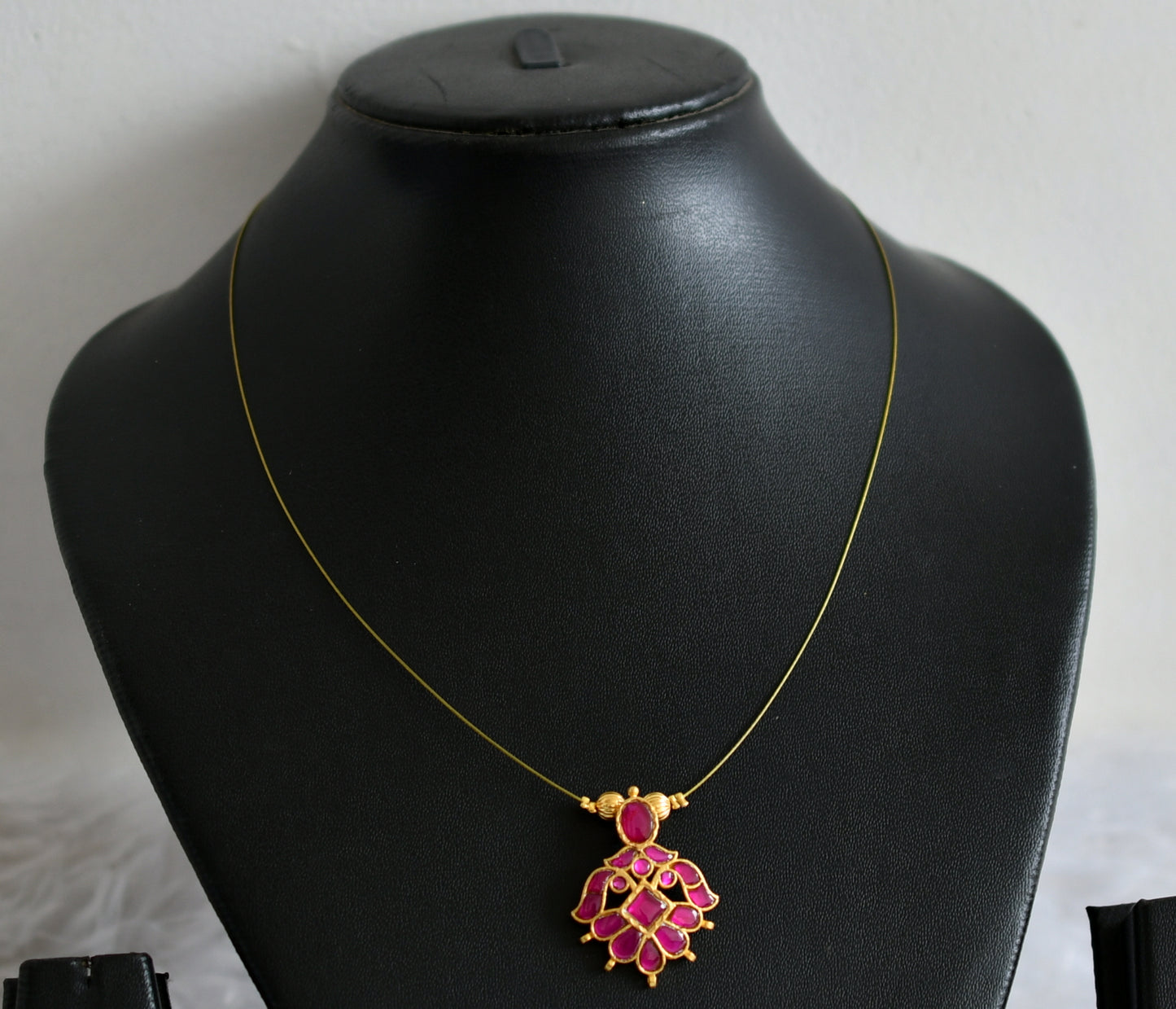 Matte finish pink kundan jadau invisible necklace dj-48293