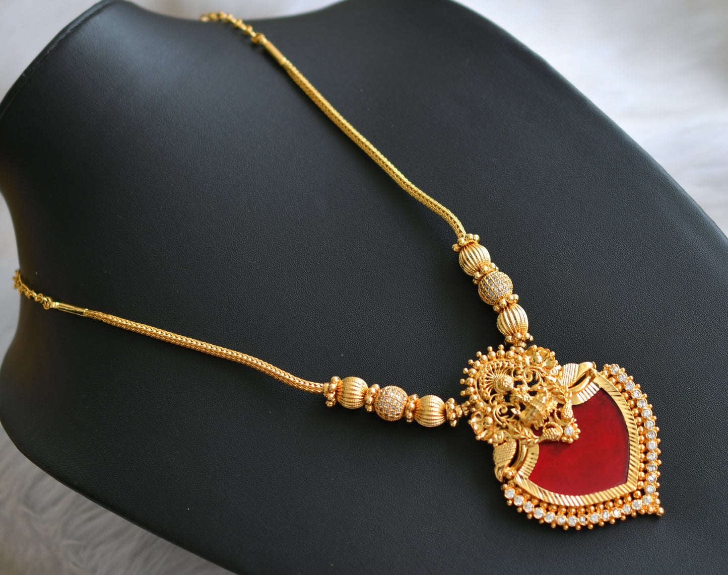 Gold tone white stone red palakka Lakshmi Kerala style kodi necklace dj-42084