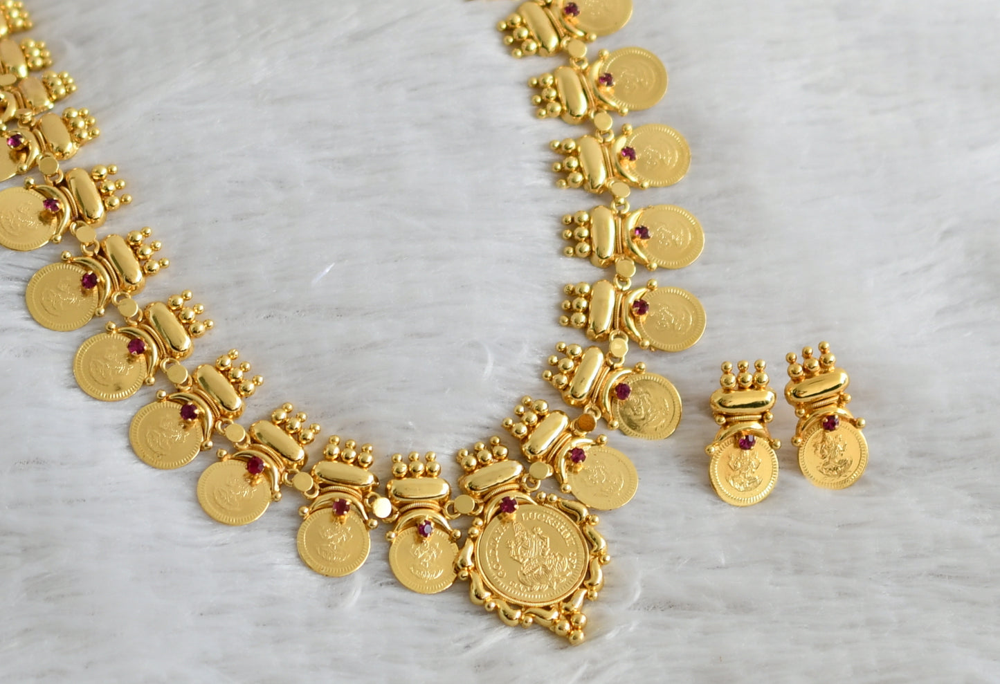 Gold tone pink lakshmi coin kerala style haar set dj-48318