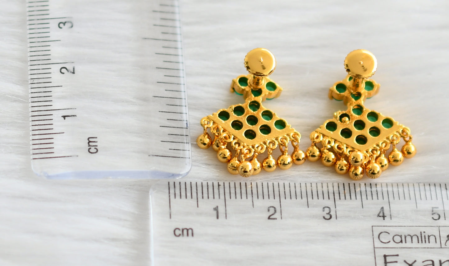 Gold tone emerald stone pathakkam earrings dj-44896