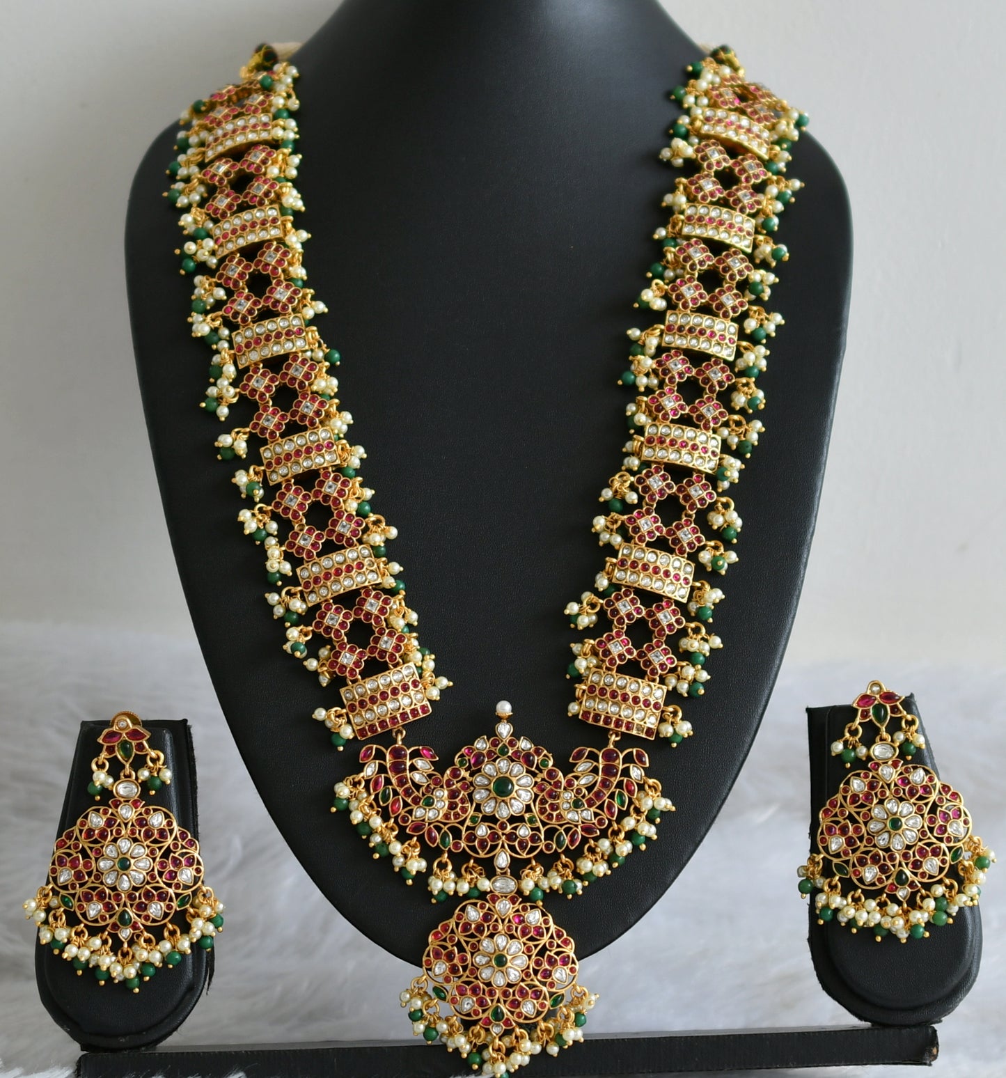 Matte finish kemp-green-white flower pearl-green beaded cluster haar set dj-48303