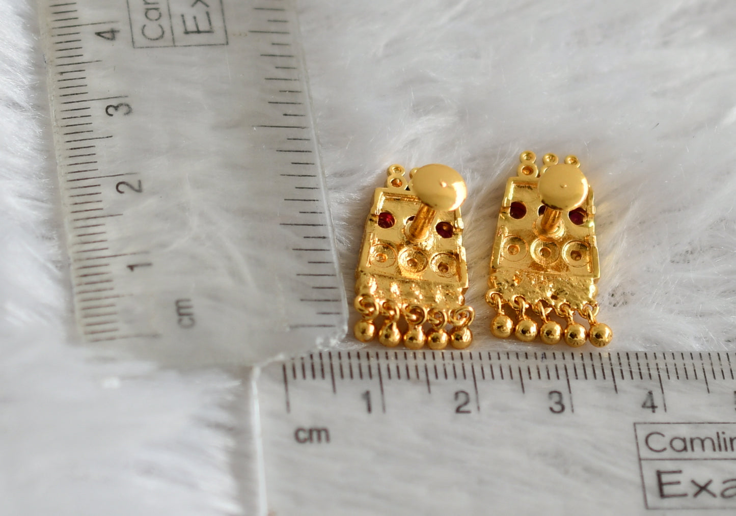 Gold tone pink stone earrings dj-48305