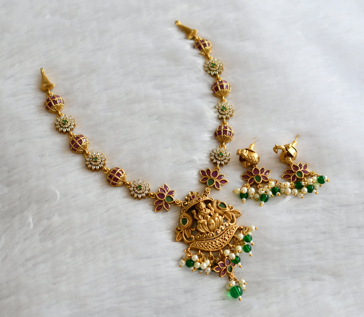 Matte finish kemp-green-white green beads lakshmi-peacock-lotus necklace set dj-46609