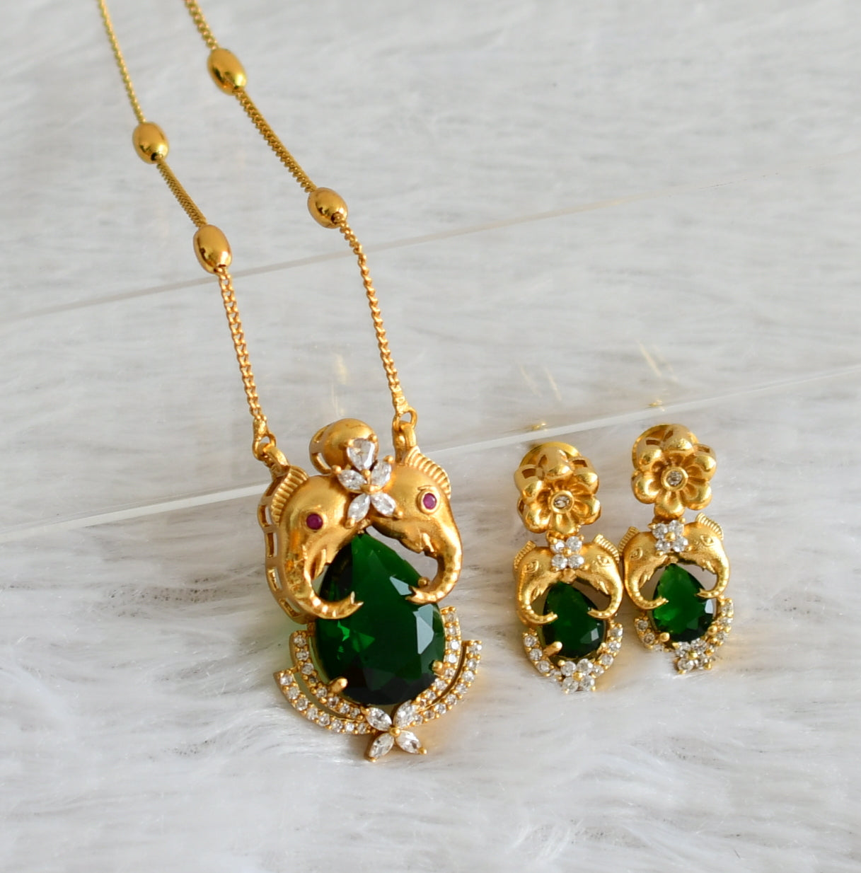 Matte finish cz-green stone elephant necklace set dj-48327