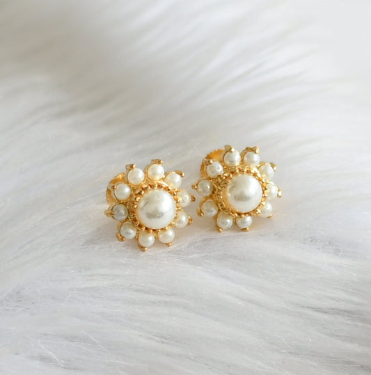 Gold tone pearl flower earrings dj-44921