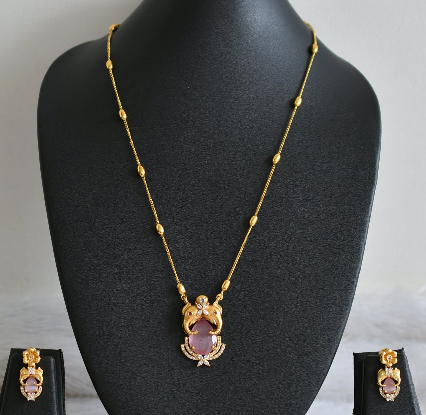 Matte finish cz-baby pink stone elephant necklace set dj-48326