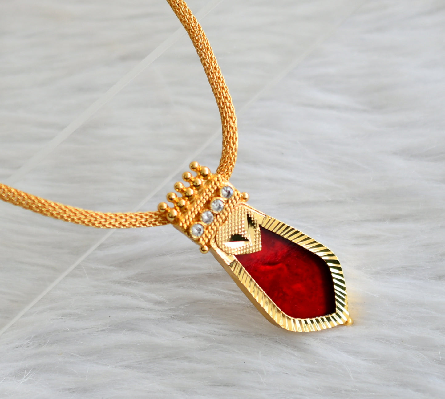 Gold tone kerala style 24 inches chain with red-white nagapadam pendant dj-44933