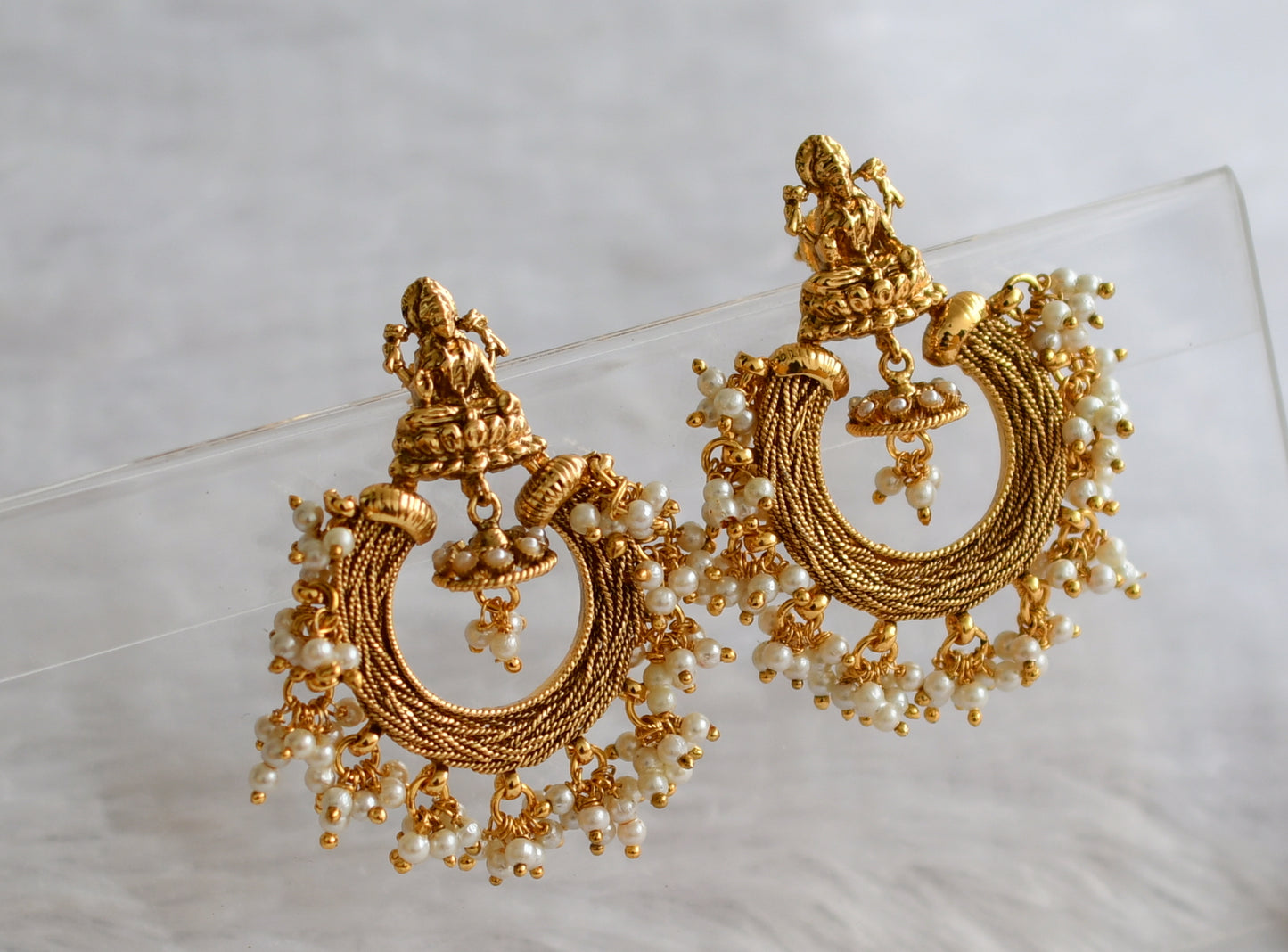 Antique gold tone pearl cluster lakshmi bali earrings dj-46632