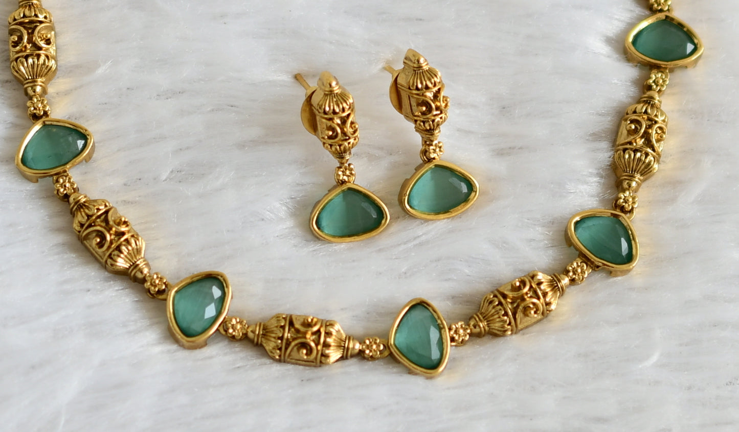 Antique gold tone sea green necklace set dj-48358