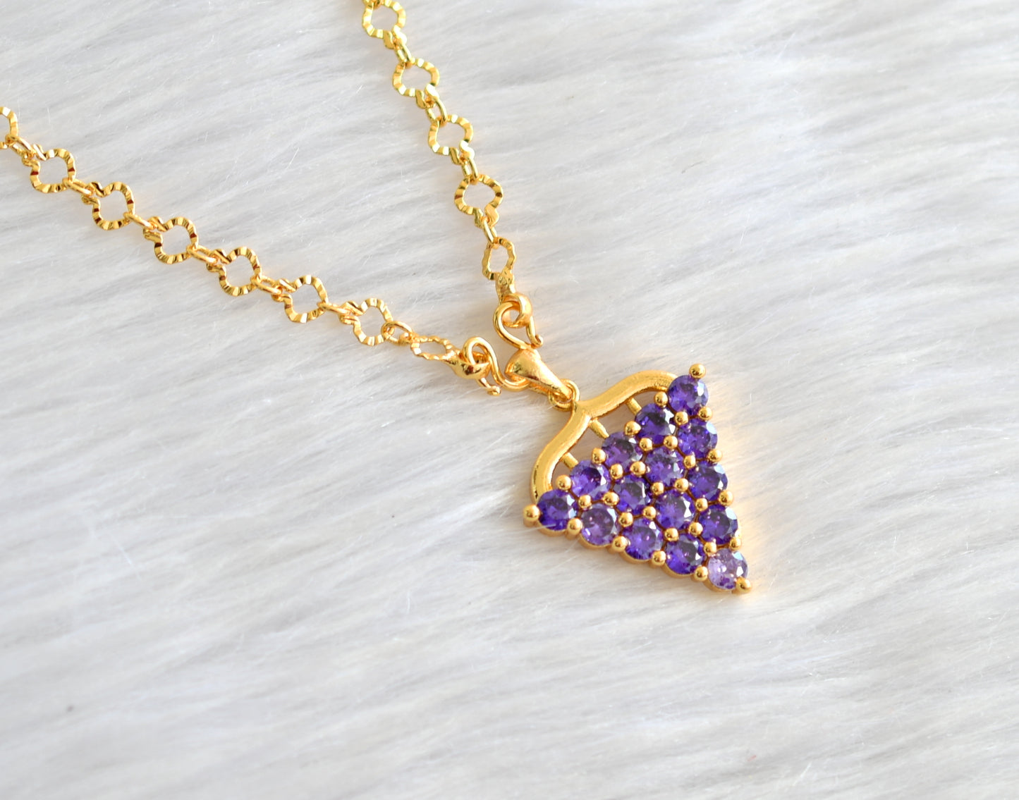 Gold tone 18 inches chain with purple grape pendant dj-43414