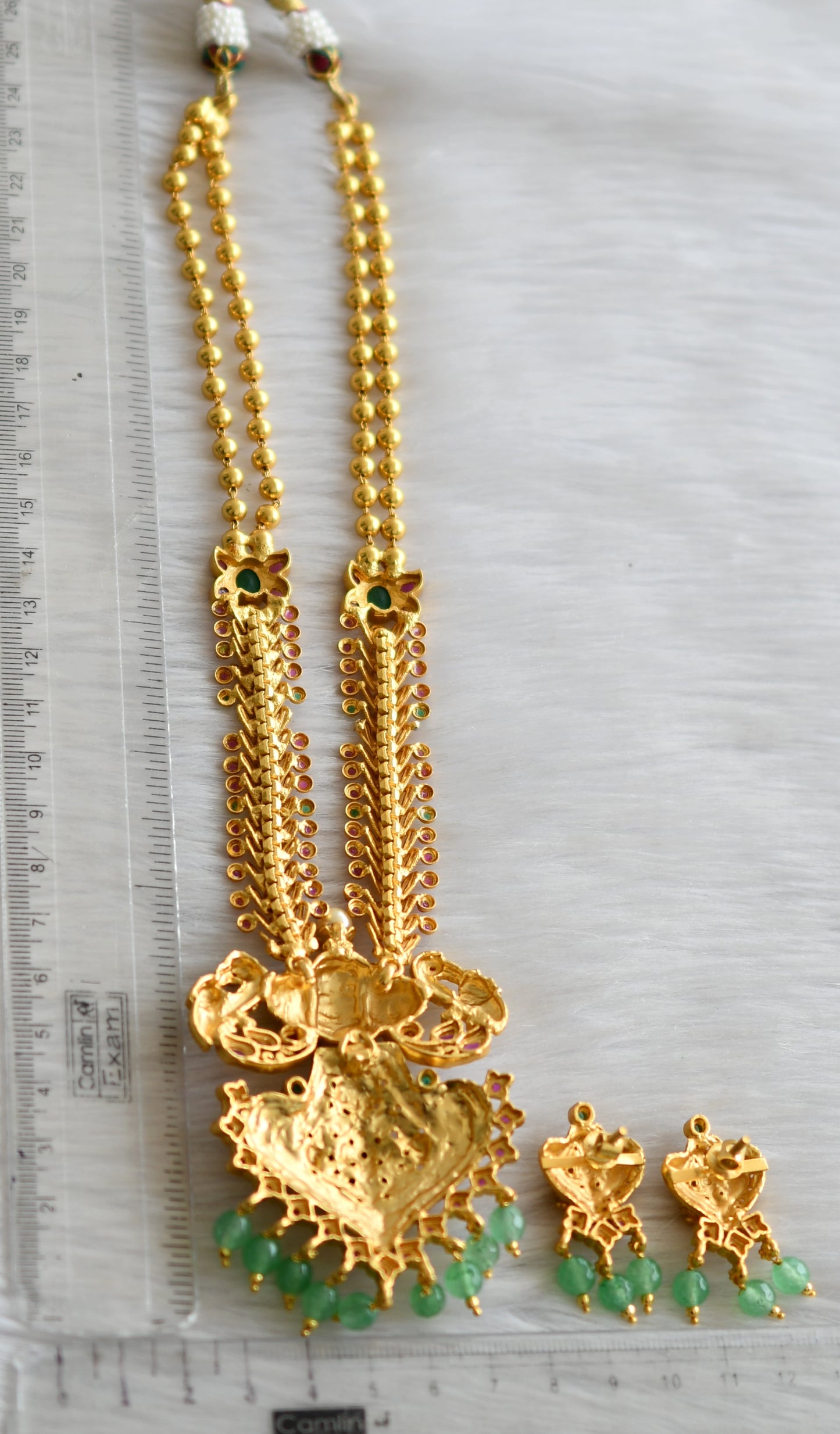 Gold tone ruby-green stone Lakshmi green agates necklace set dj-42144