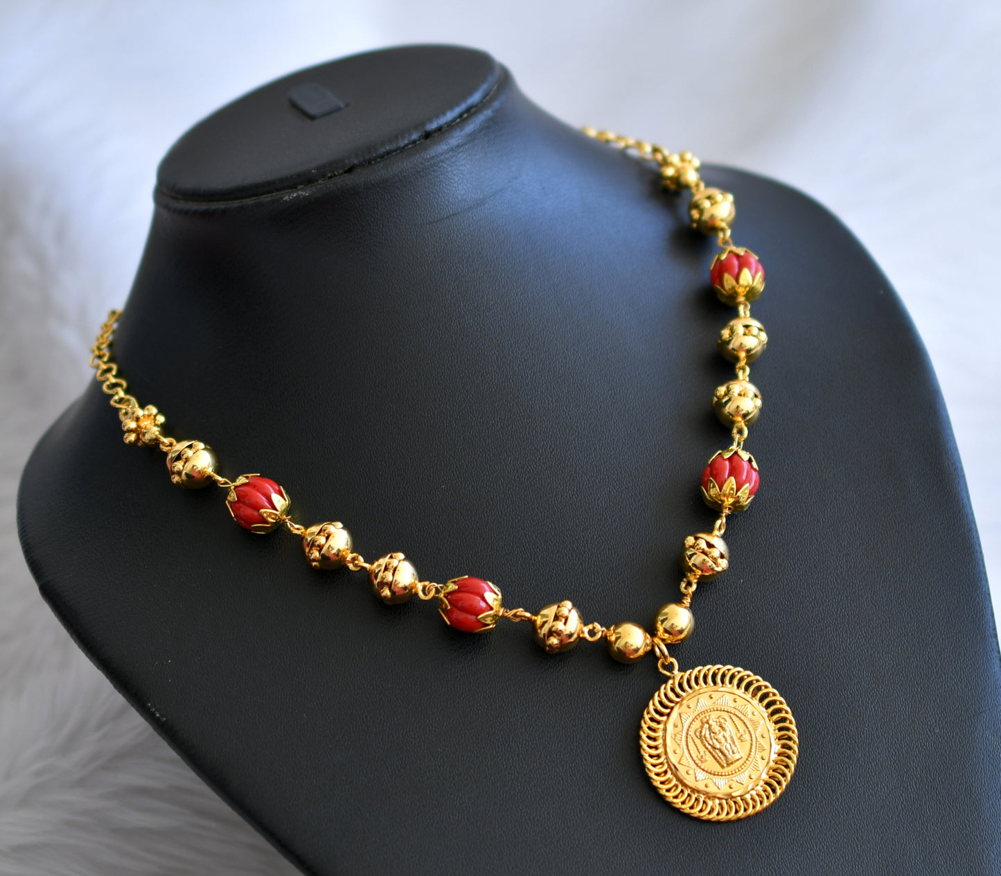 Gold tone coral pumpkin beaded guruvayurappan pendant necklace dj-44954