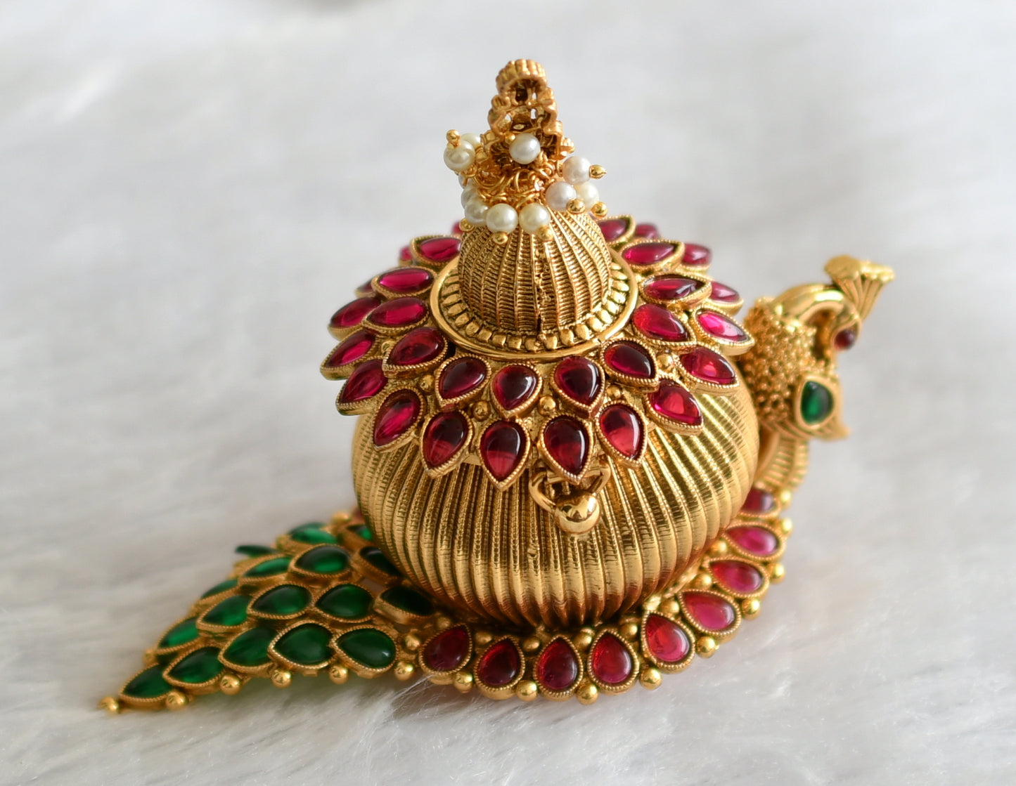 Antique gold tone kemp-green lakshmi peacock kumkum box dj-46647