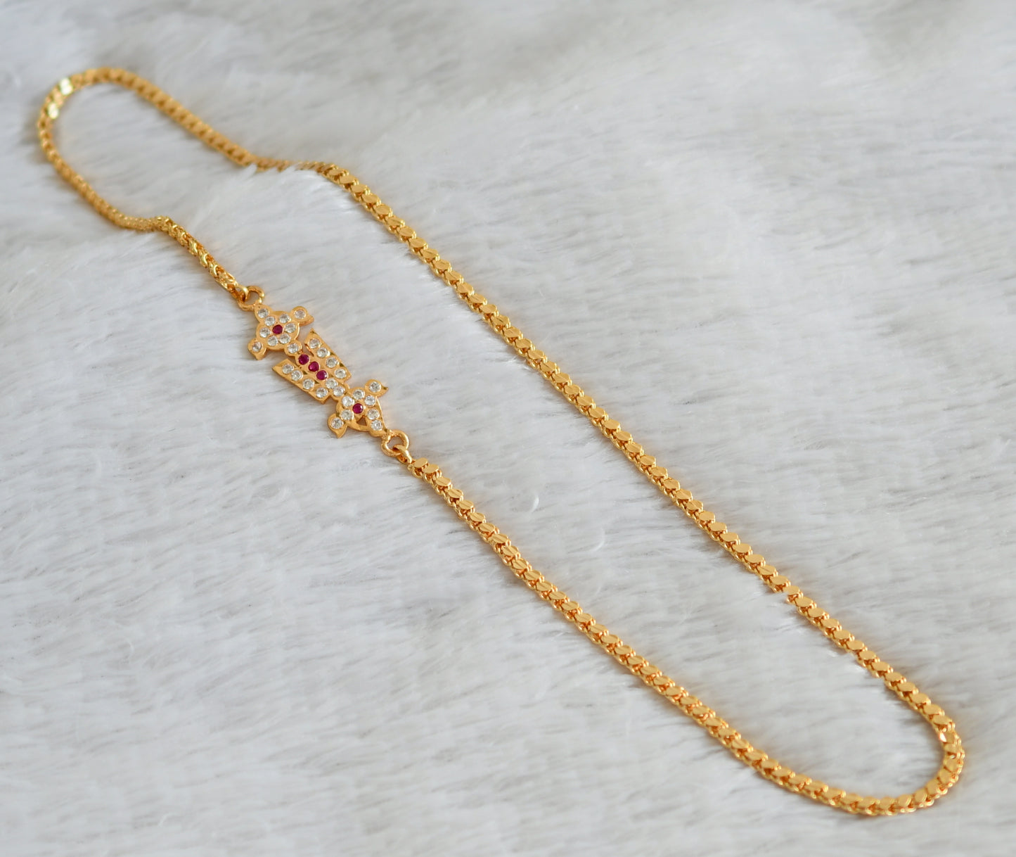 Gold tone ad pink-white shanku-chakra-nama 24 inches mugappu chain dj-48378