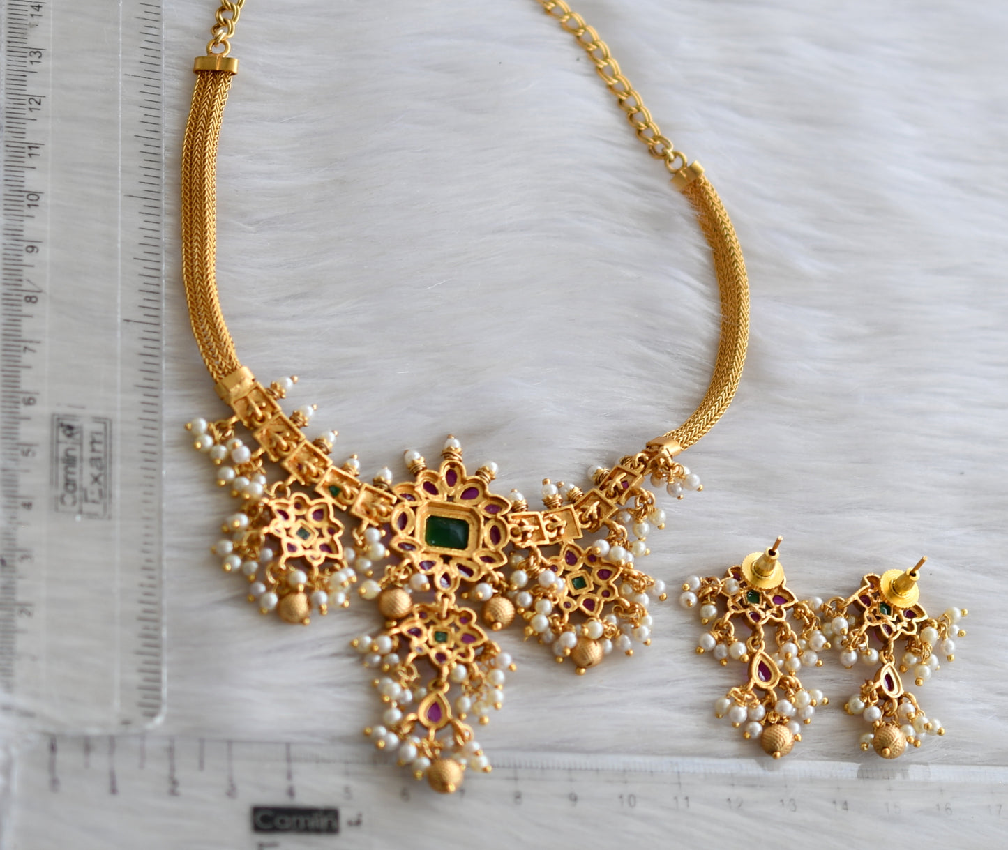 Matte finish kemp-green black stone gutta pusalu necklace set dj-42156