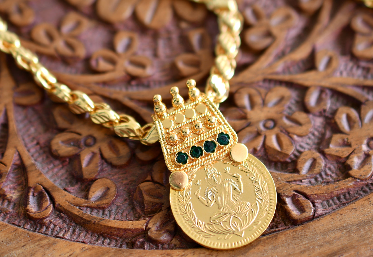 Gold tone 24 inches chain with green lakshmi round pendant dj-43456