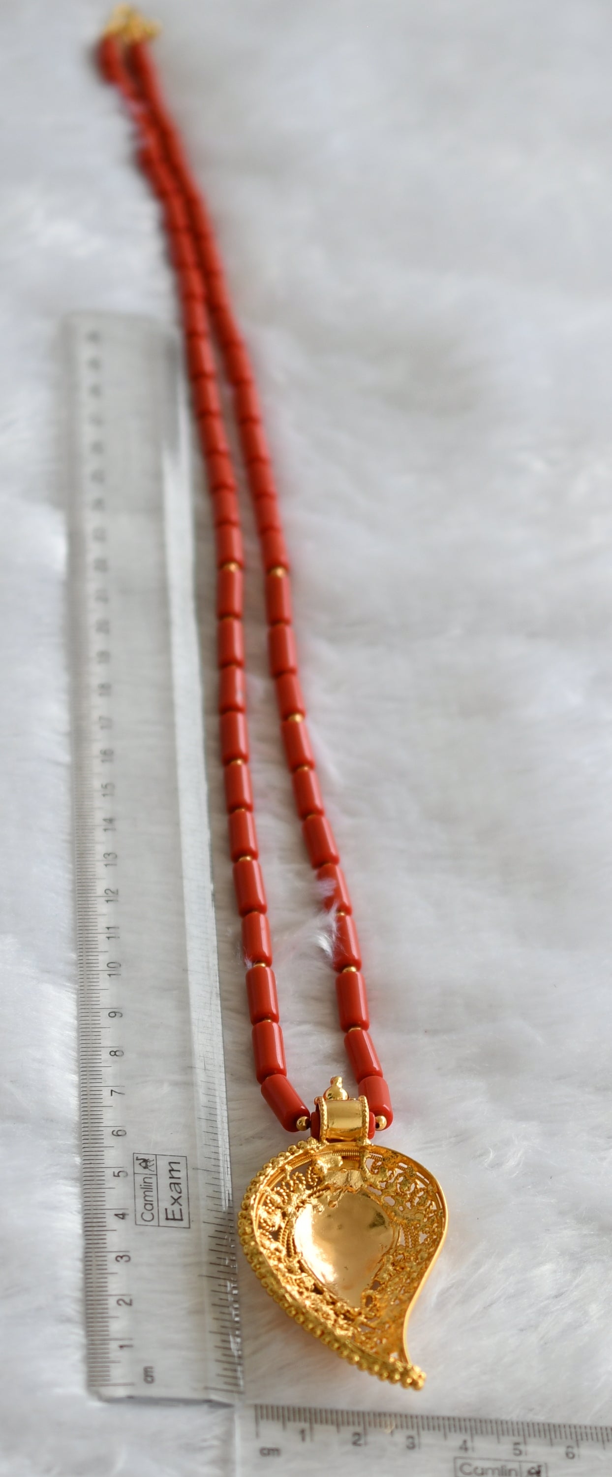 Gold tone 30 inches coral beaded chain with mango pendant dj-46730