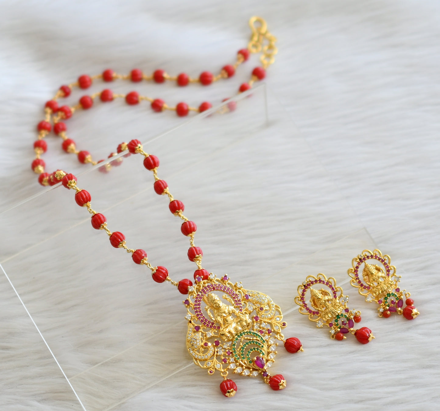 Gold tone coral pumpkin beaded ruby-green-white lakshmi necklace set dj-45049