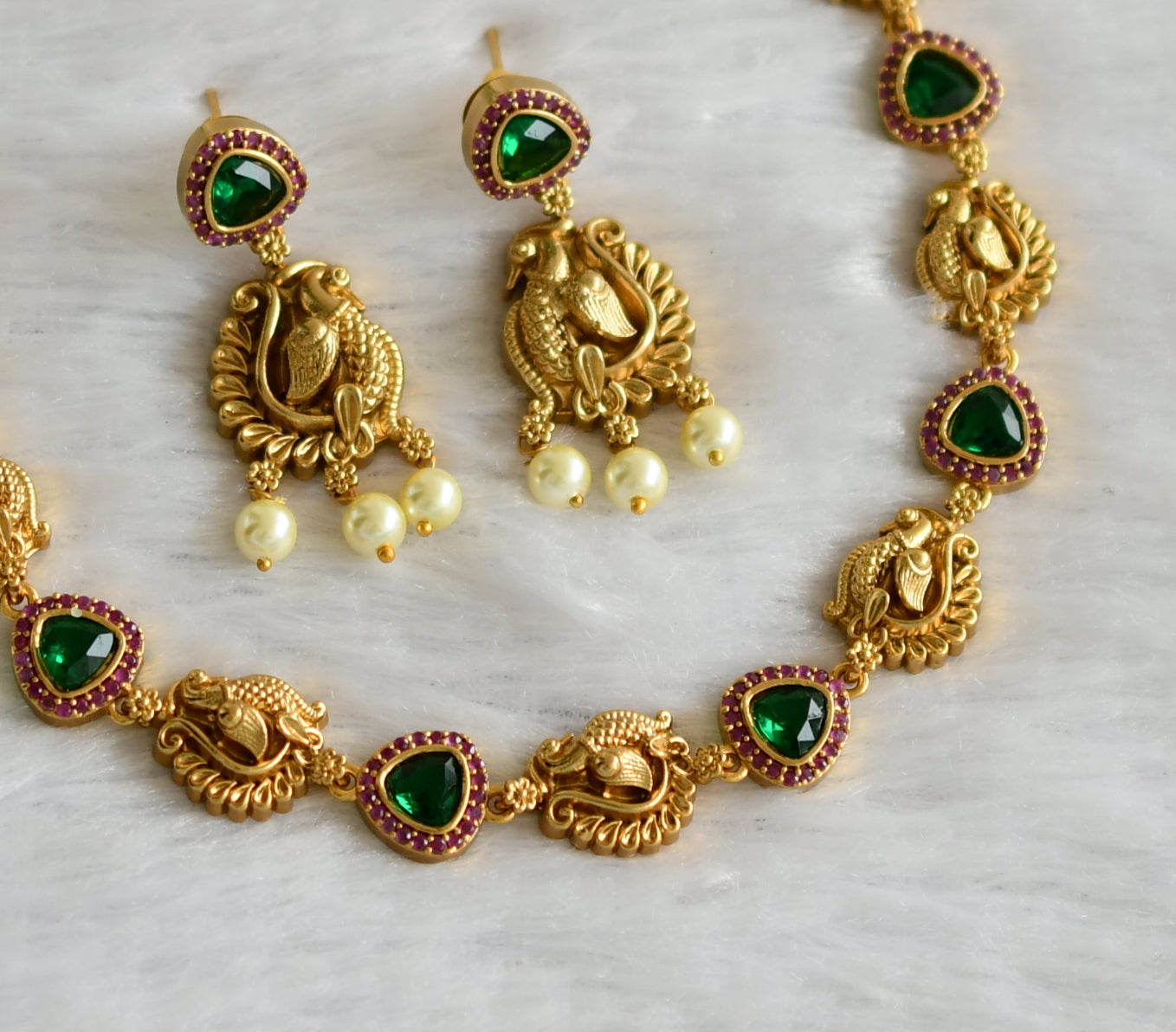 Matte finish ruby-green peacock necklace set dj-46760