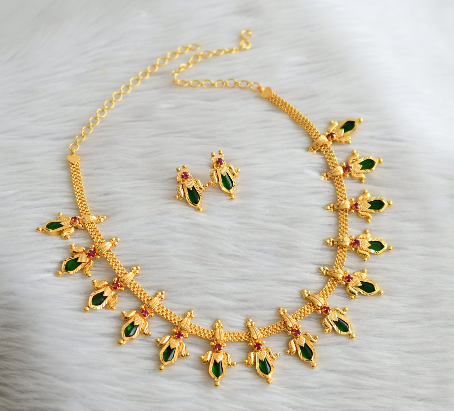 Gold tone kerala style pink-green nagapadam lotus necklace set dj-45059