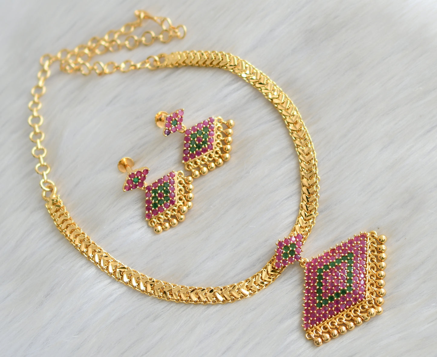 Gold tone pink-green stone  pathakkam necklace set dj-42219