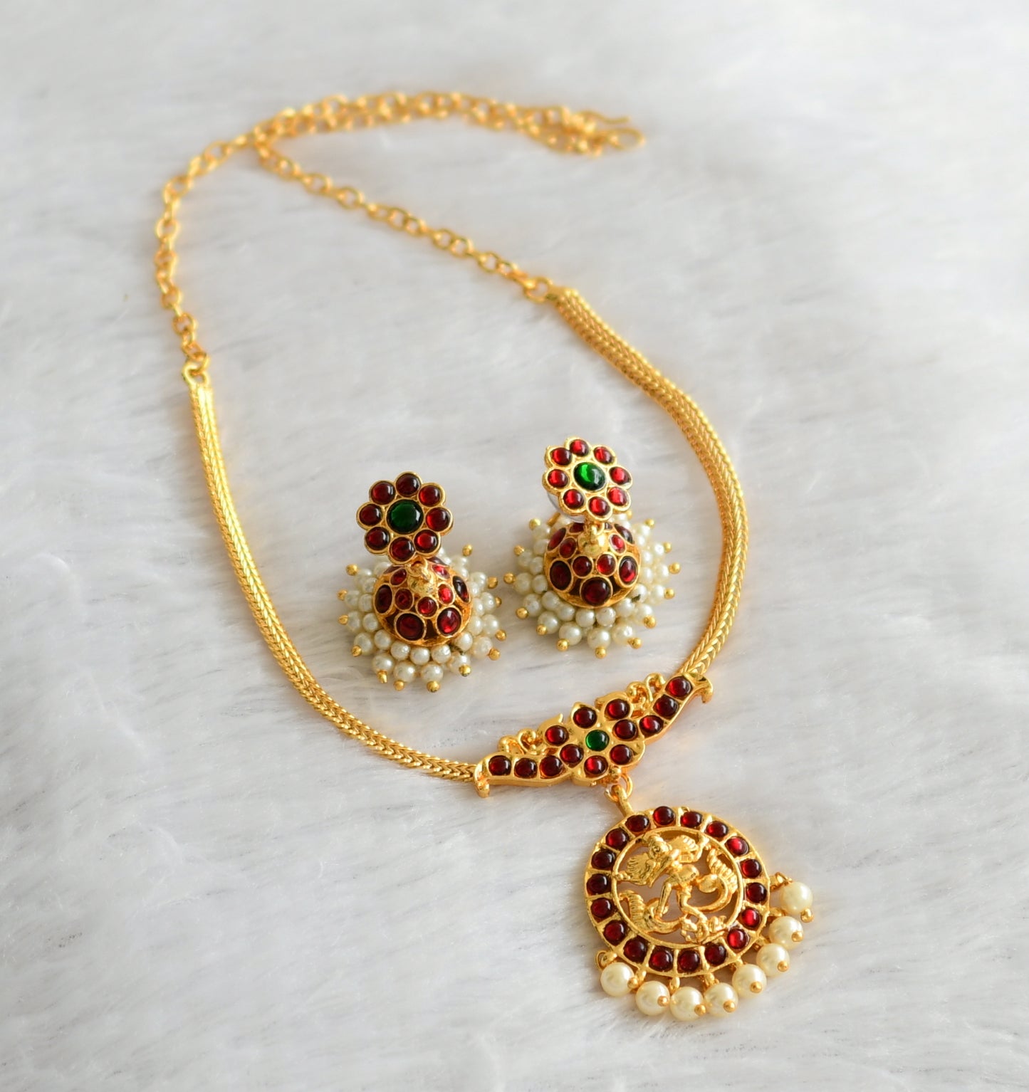 Gold tone kemp-green pearl natarajar necklace set dj-46773