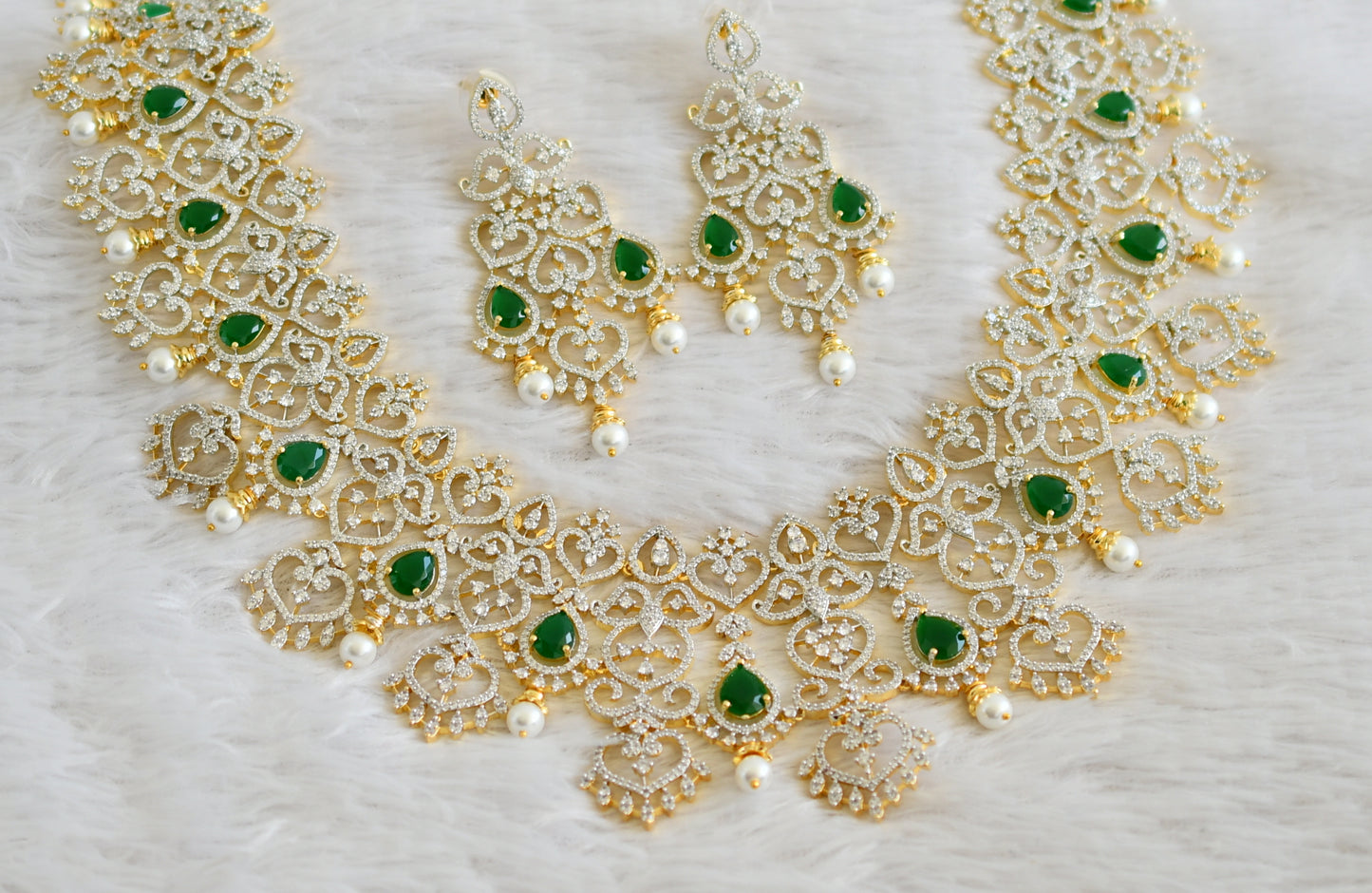 Two tone cz white-emerald thilak stone haar set dj-48522