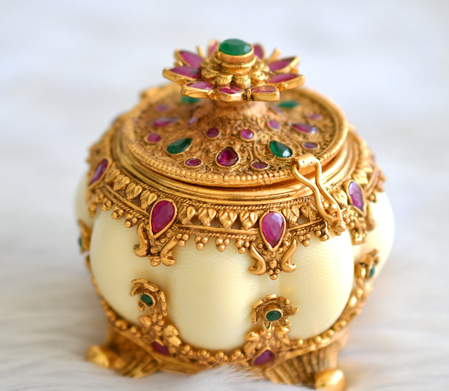 Antique gold tone ruby-emerald pumpkin kumkum box dj-43512