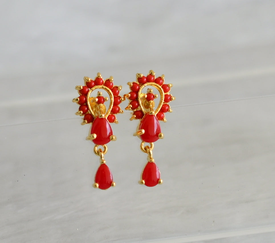 Gold tone coral stone earrings dj-48530