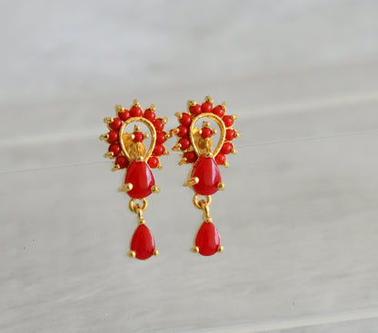 Gold tone coral stone earrings dj-48530